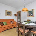 Manuela Apartment *