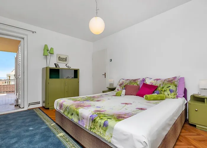 Manuela Apartament Makarska