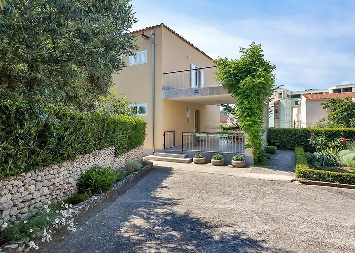 Manuela Apartament Makarska