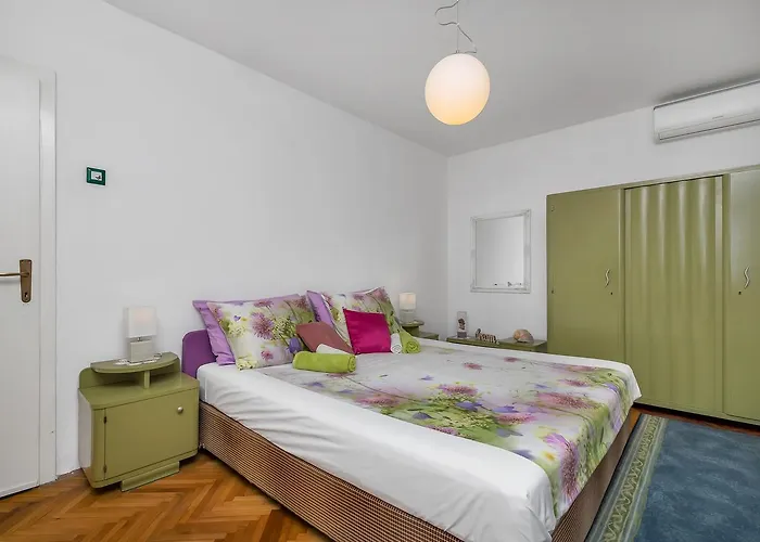 Apartament Manuela *